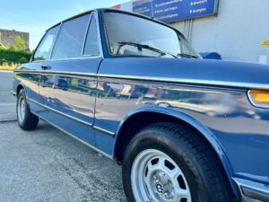 Hochglanzmanufaktur Fahrzeugaufbereitung und Fahrzeugpflege Kreis Warendorf Oldtimer Innenaufbereitung außen 1