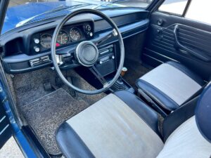 Hochglanzmanufaktur Fahrzeugaufbereitung und Fahrzeugpflege Kreis Warendorf Oldtimer Innenaufbereitung Innenaufbereitung