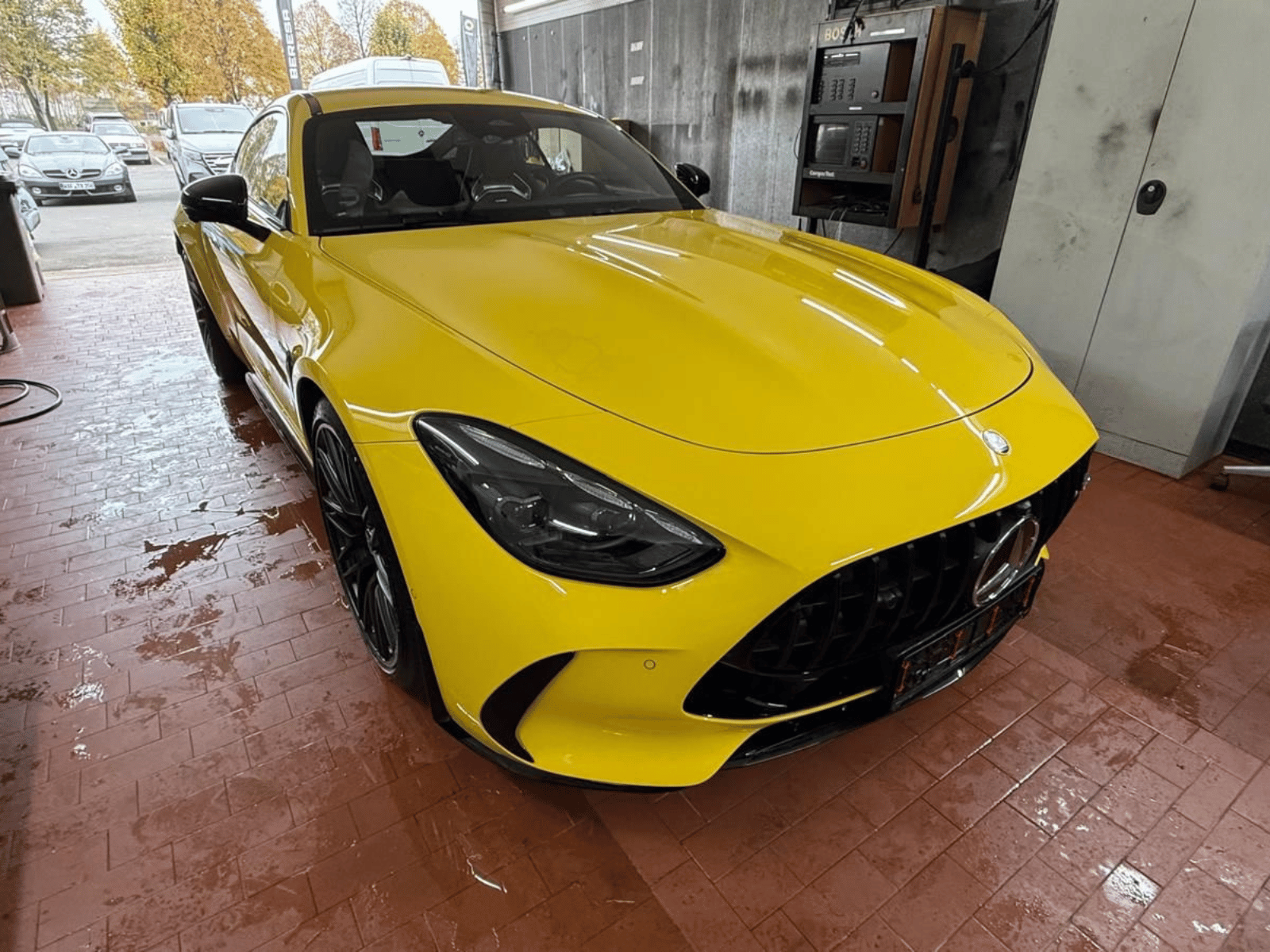 Fahrzeugaufbereitung Warendorf, Sassenberg, Ennigerloh Hochglanzmanufaktur - Ihr Partner im Kreis Warendorf und Münsterland Mercedes (2)