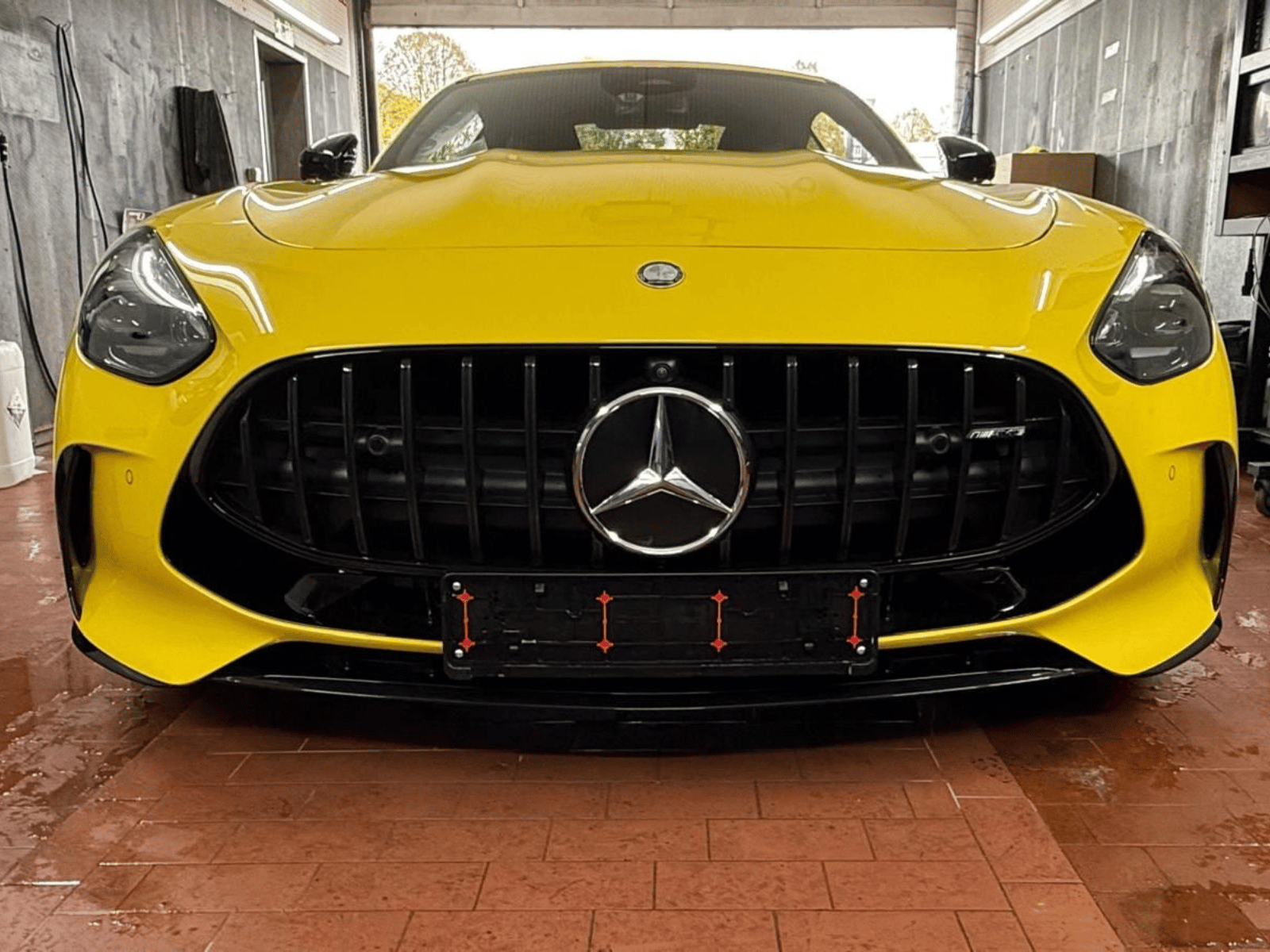 Fahrzeugaufbereitung Warendorf, Sassenberg, Ennigerloh Hochglanzmanufaktur - Ihr Partner im Kreis Warendorf und Münsterland Mercedes (3)